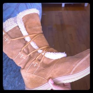 brown fur boots